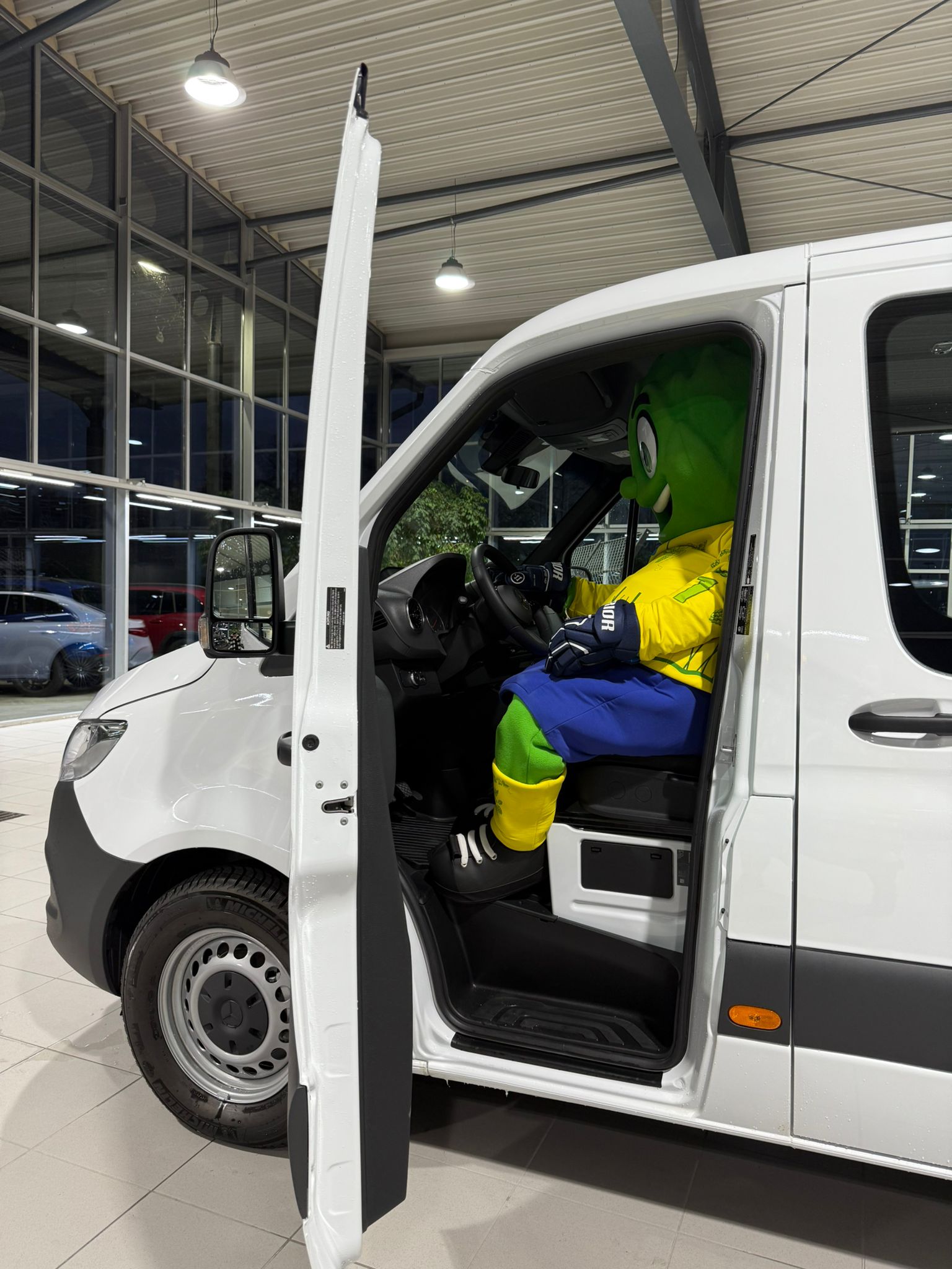 WhatsApp Image 2025-11-29 at 10.08.10